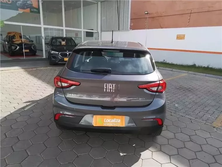 Fiat Argo Prata 11