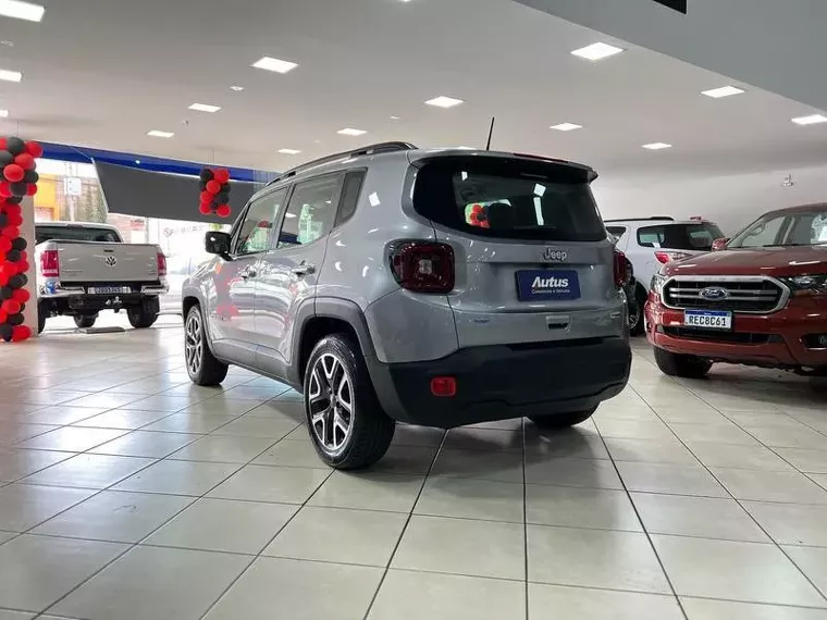 Jeep Renegade Prata 8