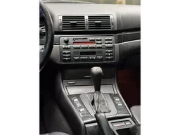 BMW 323i