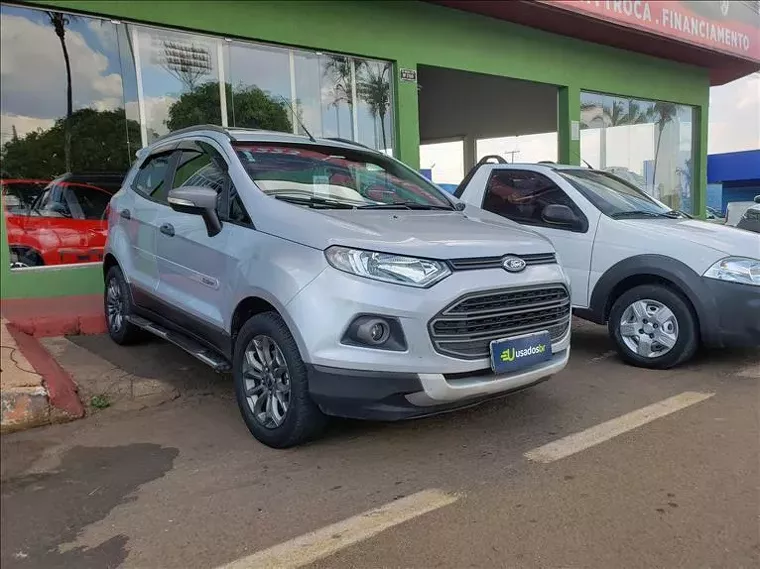 Ford Ecosport Prata 4