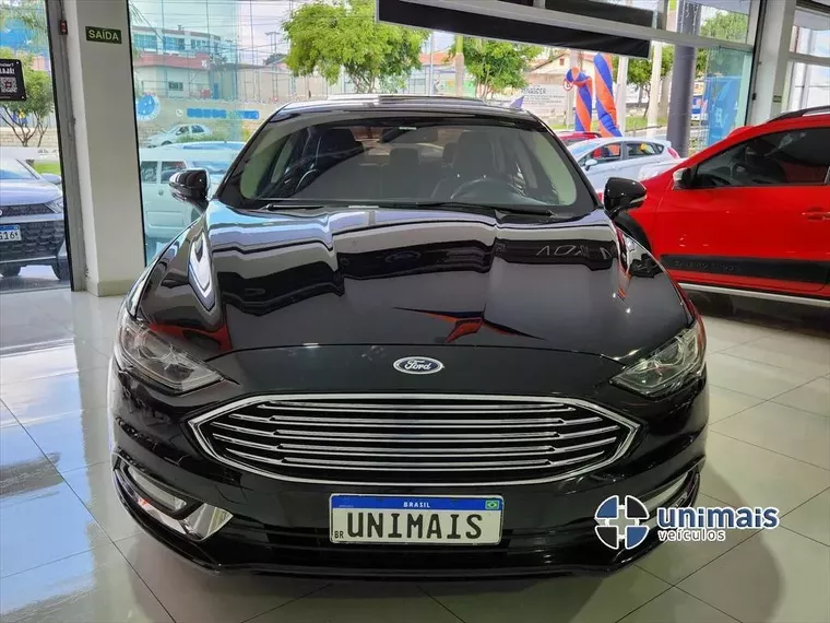 Ford Fusion Preto 4