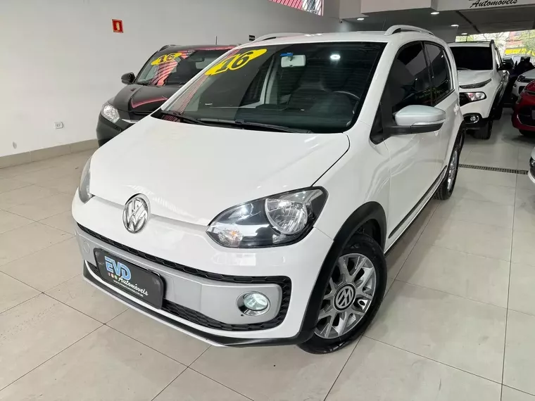 Volkswagen Cross UP Branco 2