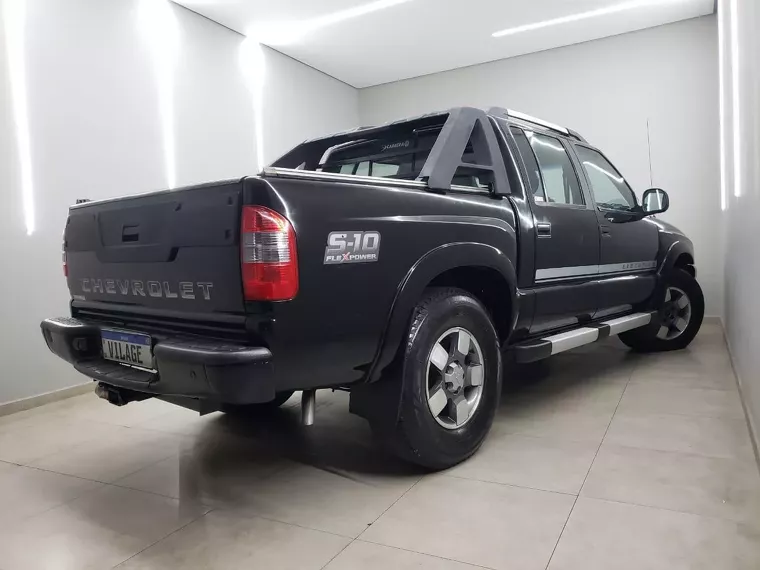 Chevrolet S10 Preto 4