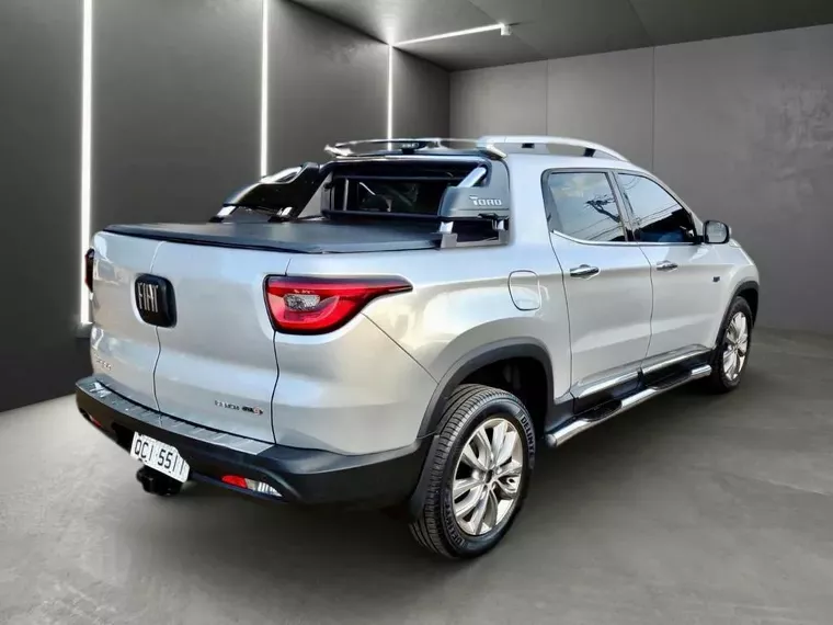 Fiat Toro Prata 3