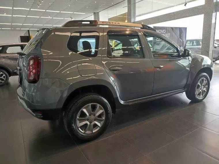 Renault Duster Cinza 11