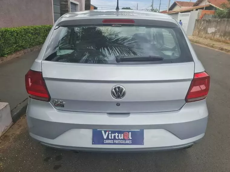 Volkswagen Gol Prata 15