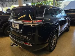 Jeep Commander