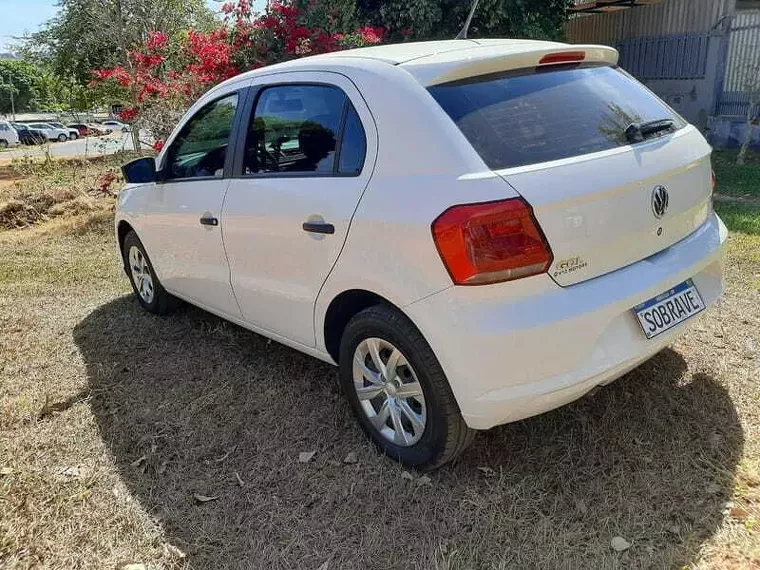 Volkswagen Gol Branco 6