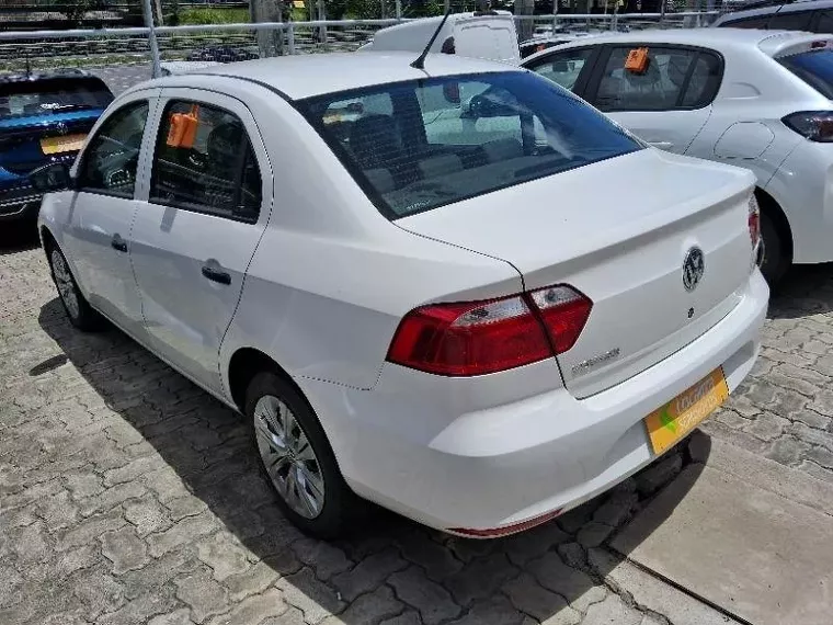 Volkswagen Voyage Branco 6