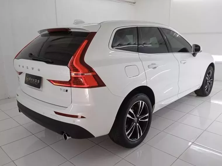 Volvo XC60 Branco 13