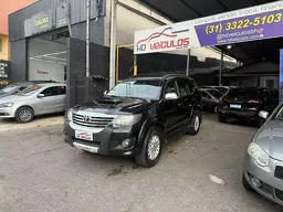 Toyota Hilux SW4