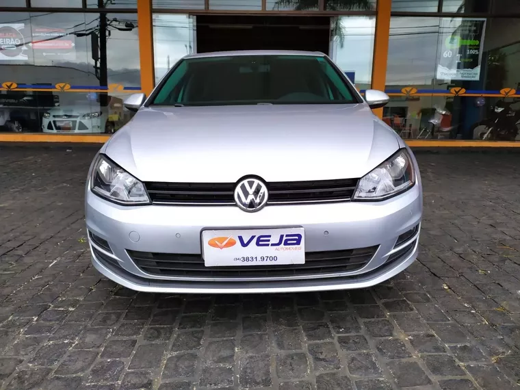 Volkswagen Golf Prata 1