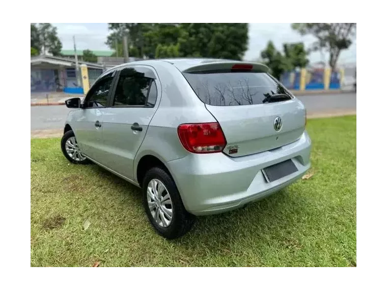 Volkswagen Gol Prata 6