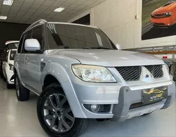 Mitsubishi Pajero TR4