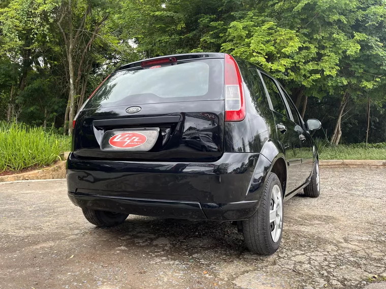 Ford Fiesta Preto 7