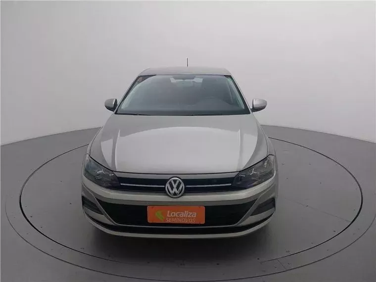 Volkswagen Virtus Prata 15