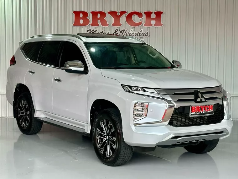 Mitsubishi Pajero Sport Branco 5