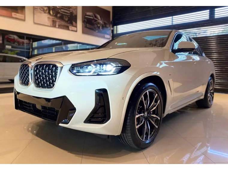 BMW X4 Branco 13