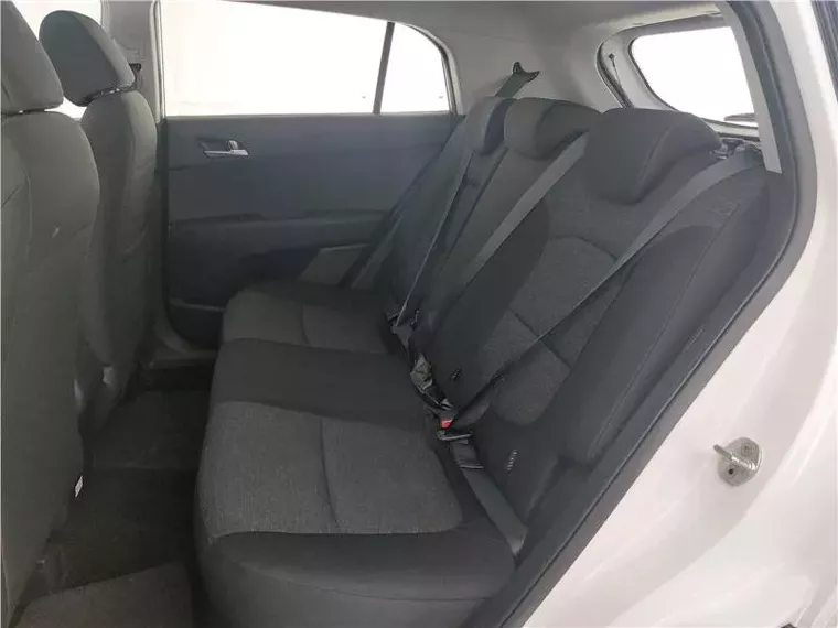 Hyundai Creta Branco 14