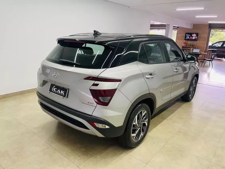 Hyundai Creta Prata 11