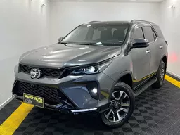 Toyota Hilux SW4