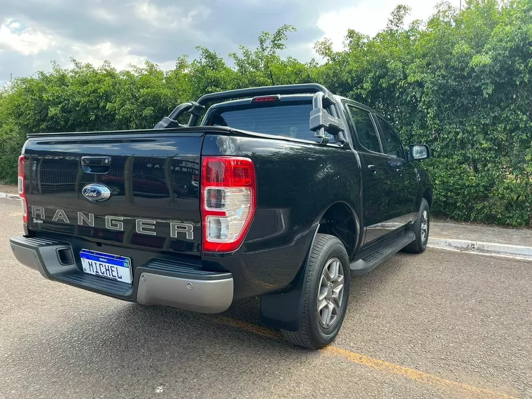 Ford Ranger Preto 7