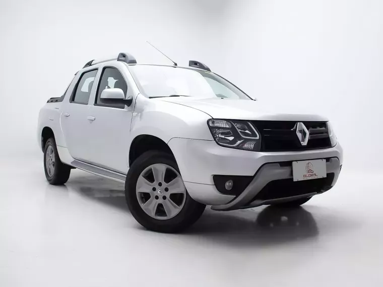 Renault Duster Oroch Prata 12