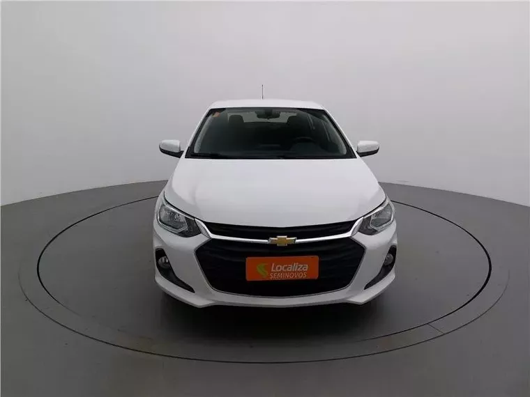 Chevrolet Onix Branco 15