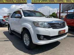 Toyota Hilux SW4