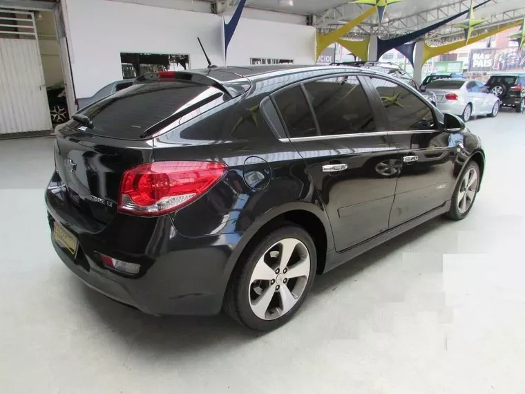 Chevrolet Cruze Preto 6