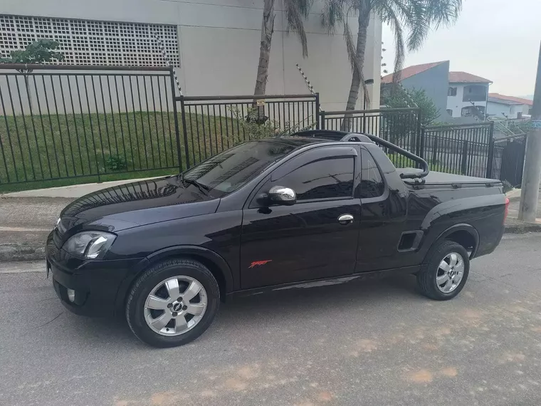 Chevrolet Montana Preto 8