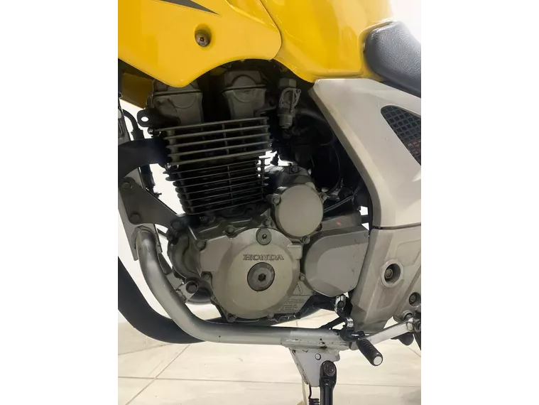 Honda CB Twister Amarelo 6