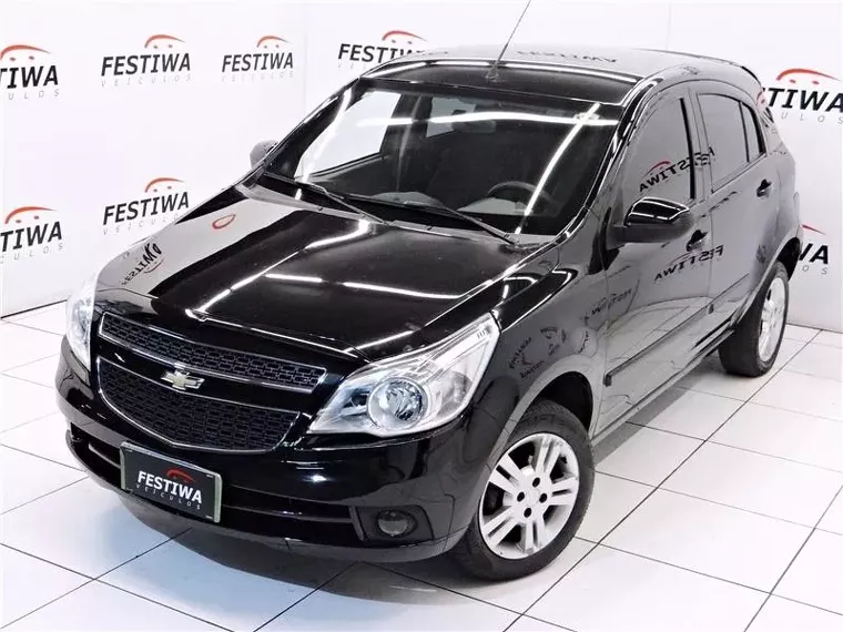 Chevrolet Agile Preto 8