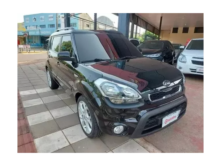 KIA Soul Preto 1