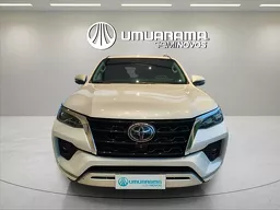 Toyota Hilux SW4