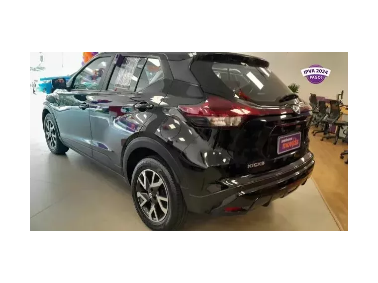 Nissan Kicks Preto 5