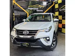 Toyota Hilux SW4