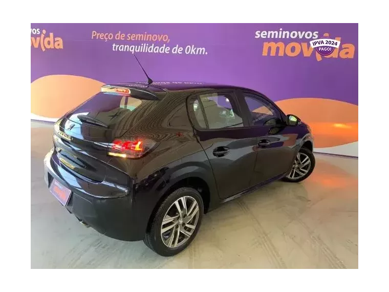 Peugeot 208 Preto 4