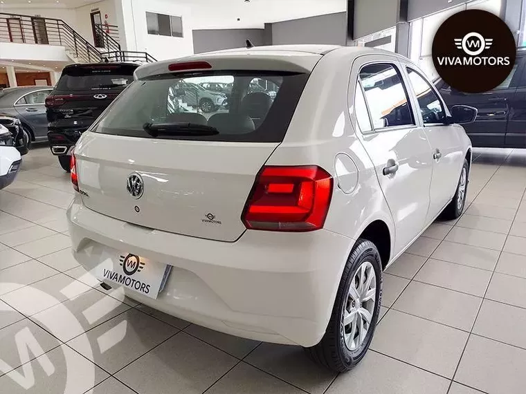 Volkswagen Gol Branco 9