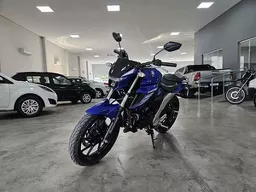 Fazer 250
