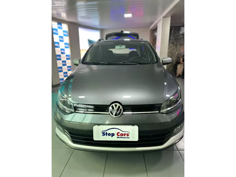 Volkswagen Crossfox Cinza 1