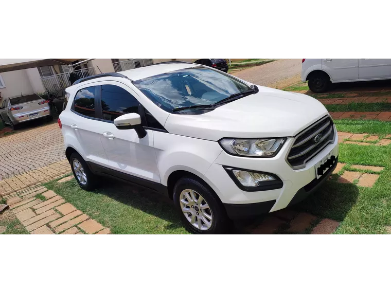 Ford Ecosport Branco 9