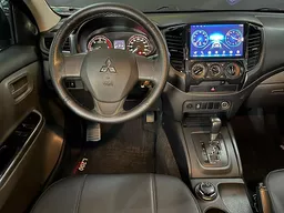 Mitsubishi L200 Triton