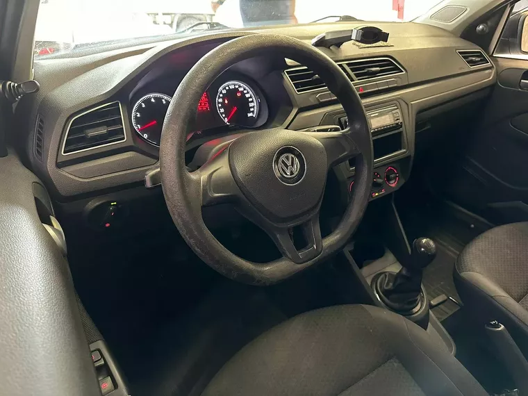 Volkswagen Voyage Prata 10