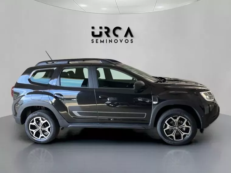 Renault Duster Preto 7