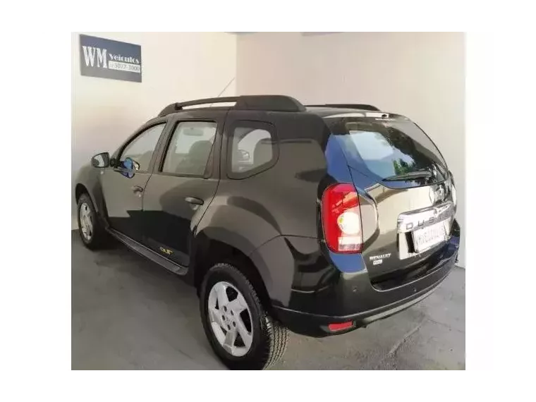 Renault Duster Preto 1