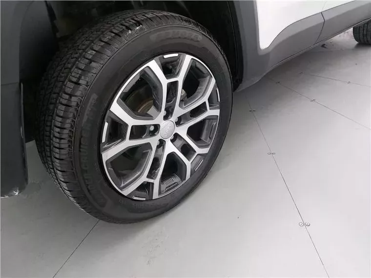 Jeep Renegade Branco 18