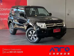 Mitsubishi Pajero Full