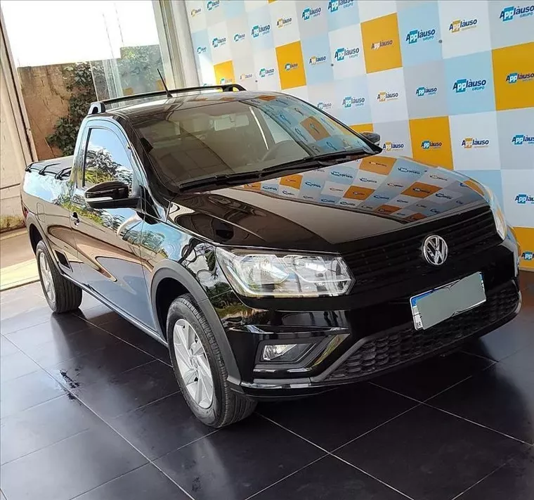 Volkswagen Saveiro Preto 1