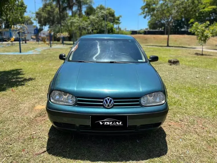 Volkswagen Golf Verde 6